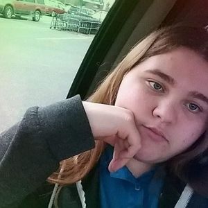 Meet your Posher, Ashleigh